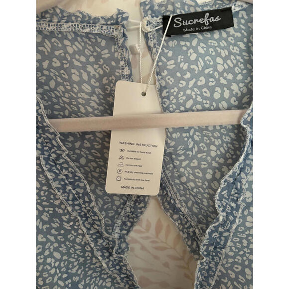 DISCOUNT SHIPPING NWT open back floral semi-sheer dress by Sucrefas - Picture 7 of 8